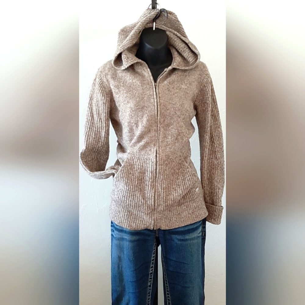 Ladies Columbia Slim Fit Sweater